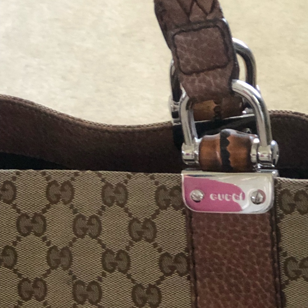 Gucci Shoulder Bag - Picture 3 of 5